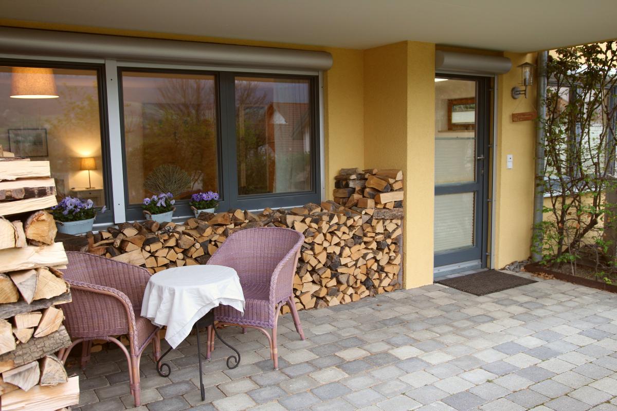 Ferienwohnung-Annette-Neuffen-TerrasseWohnung-23